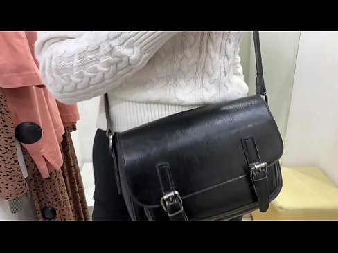 ❤️ Nyilvános maszturbáció a fiatal szuka FeralBerry egy dildóval a próbafülkében ️❌ Baszás videó at hu.dreamypassionjourney.ru ❌❤