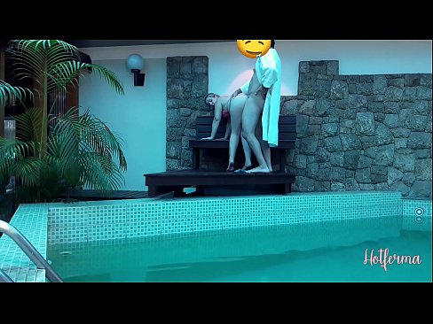 ❤️ A főnök meghívja a szobalányt a medencébe, de nem tud ellenállni egy forró ️❌ Baszás videó at hu.dreamypassionjourney.ru ❌❤